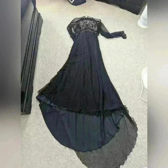 Black 100% silk halter Beaded Dress - New - Picture 4 of 6